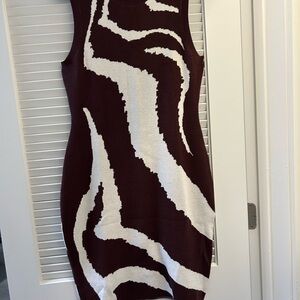 Elegant Brown and White Patterned Dress